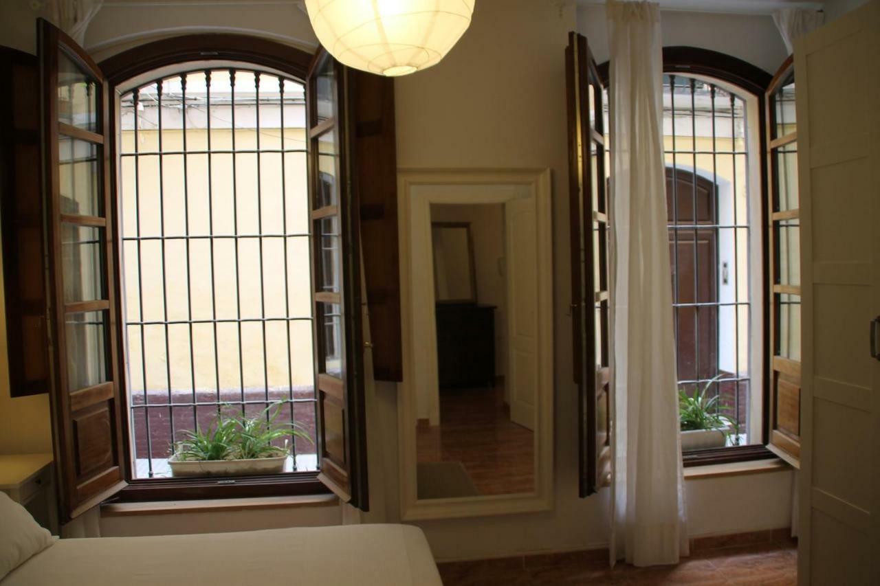 Lyrioshomes Malaga La Merced Centro エクステリア 写真
